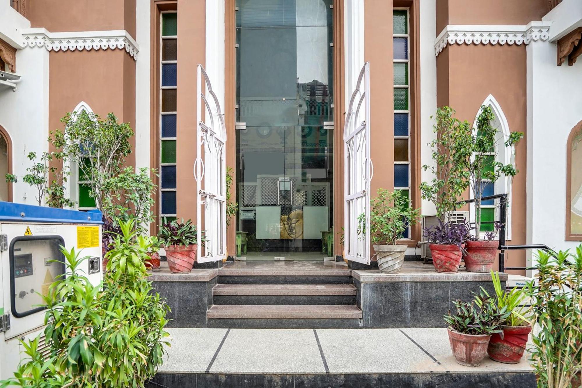 Super Townhouse Mansarovar Near Metro Station 자이푸르 외부 사진
