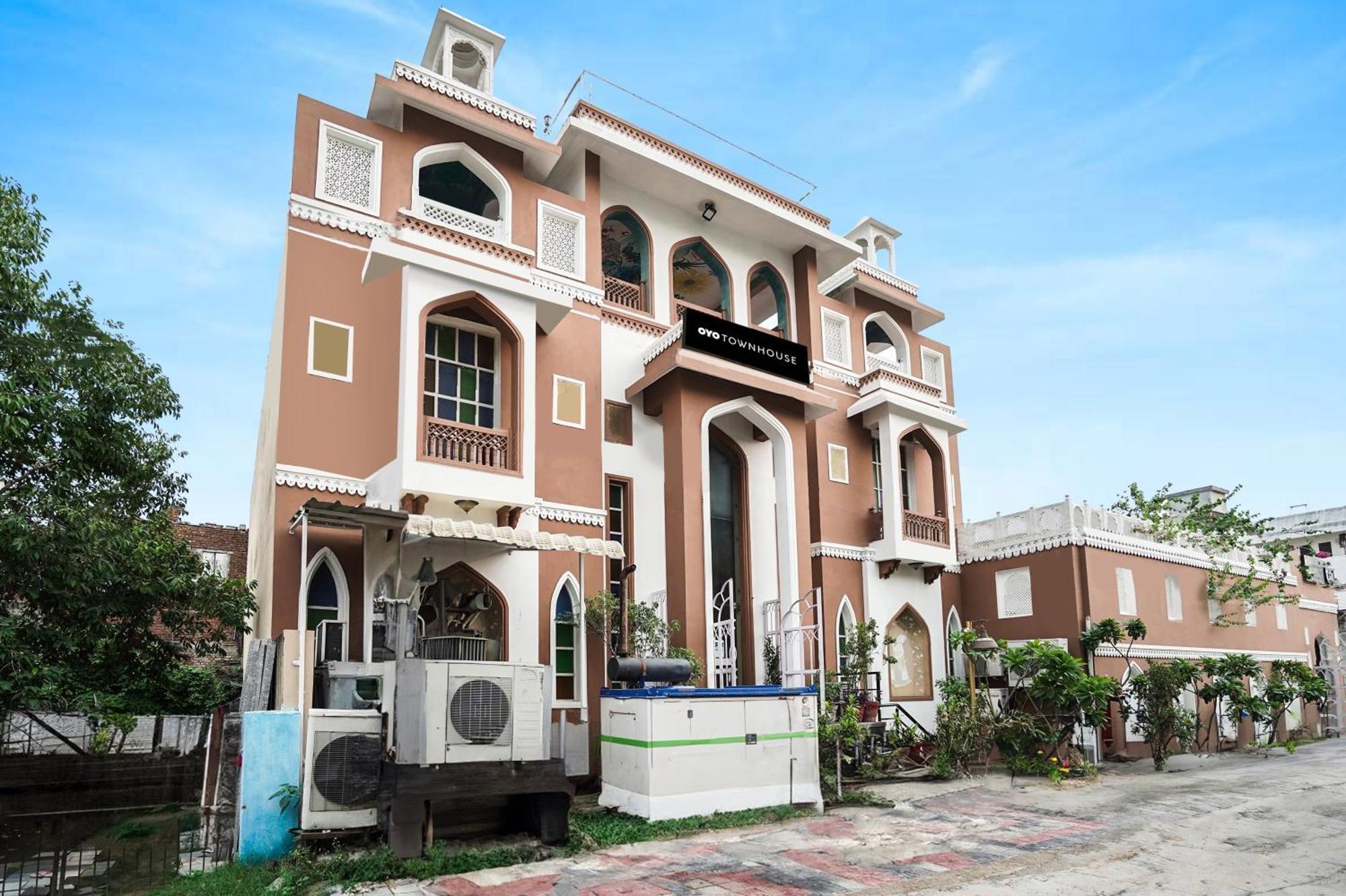 Super Townhouse Mansarovar Near Metro Station 자이푸르 외부 사진