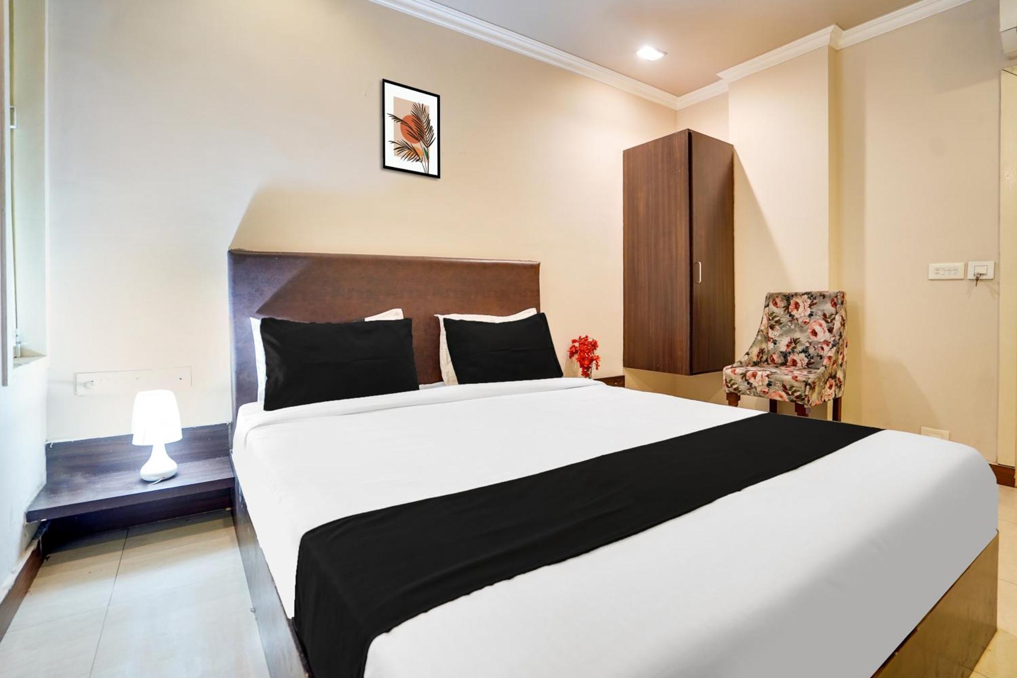 Super Townhouse Mansarovar Near Metro Station 자이푸르 외부 사진
